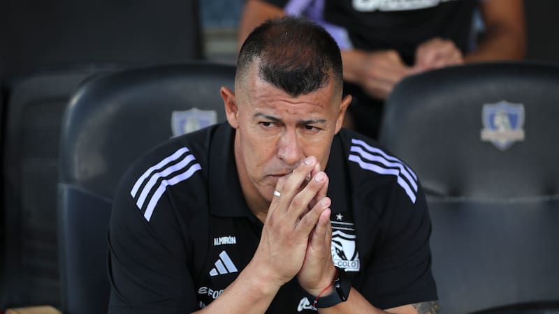 El plan de Colo Colo con el sucesor de Jorge Almirón: no estará más de cuatro fechas