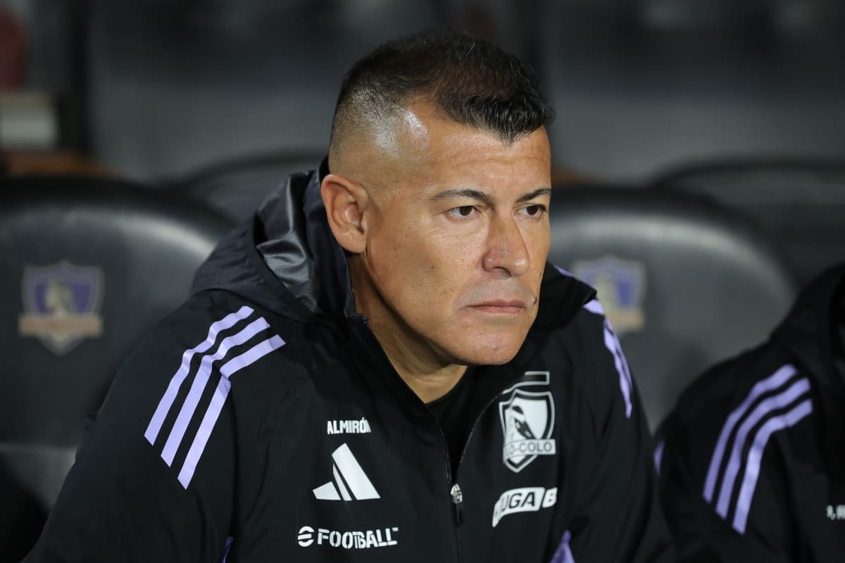 El técnico tiene un pie fuera.