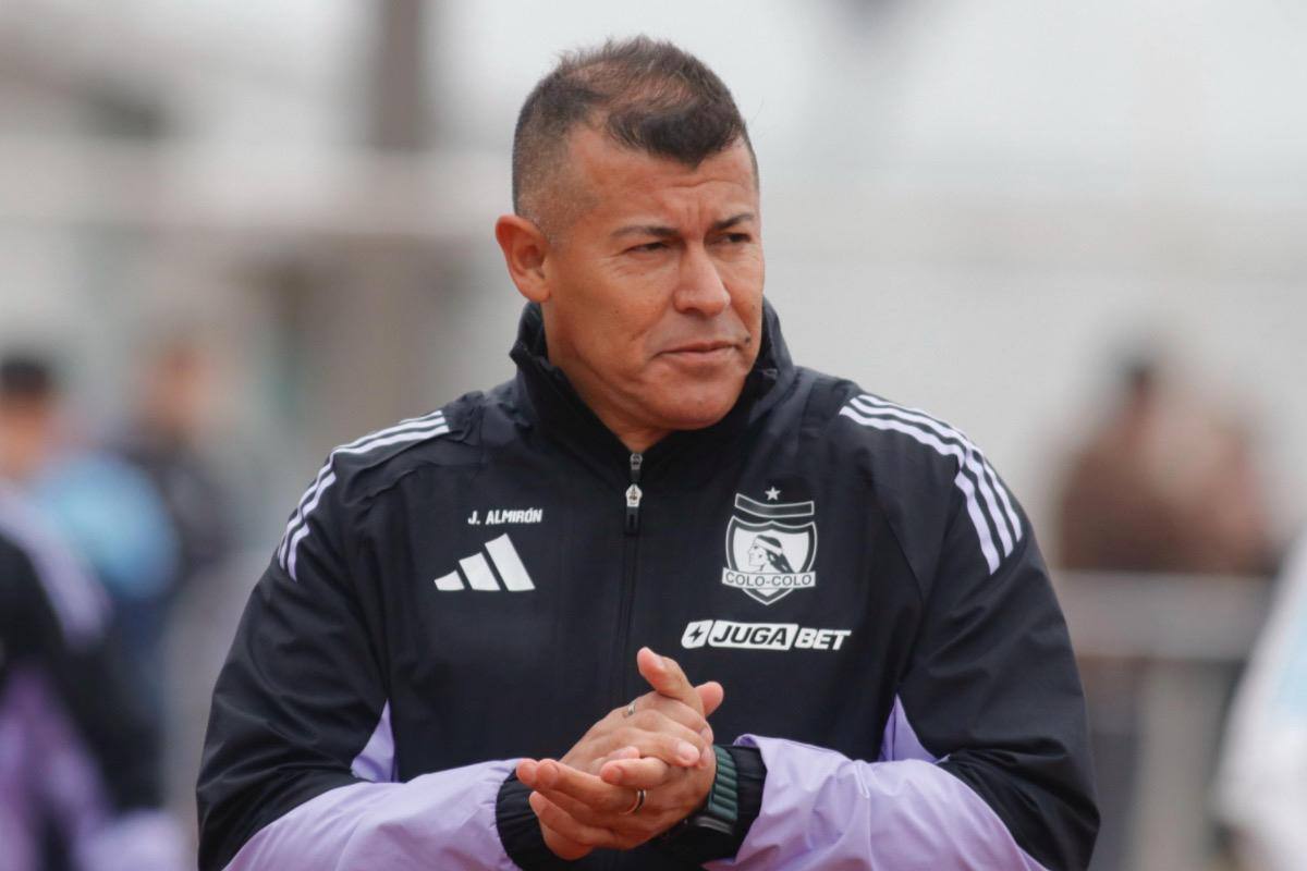 Colo Colo jugó su primer partido sin el argentino como DT.