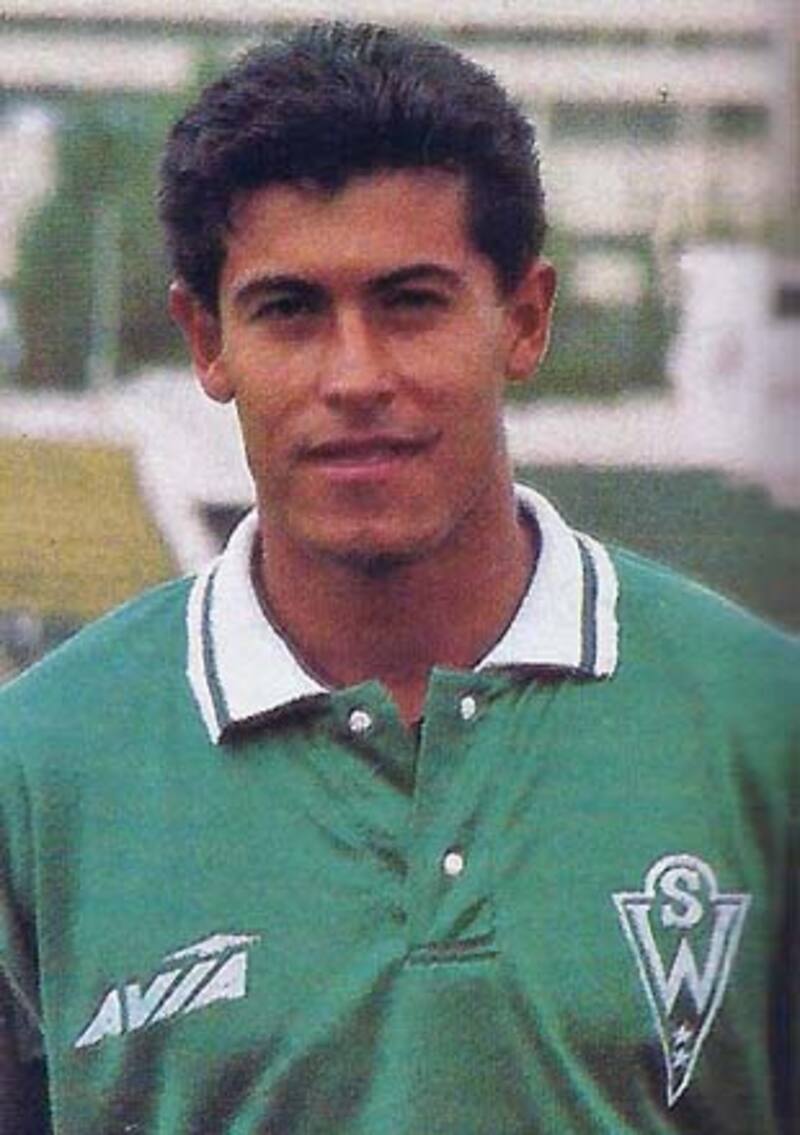 Jorge Almirón defendió la camiseta de Santiago Wanderers.