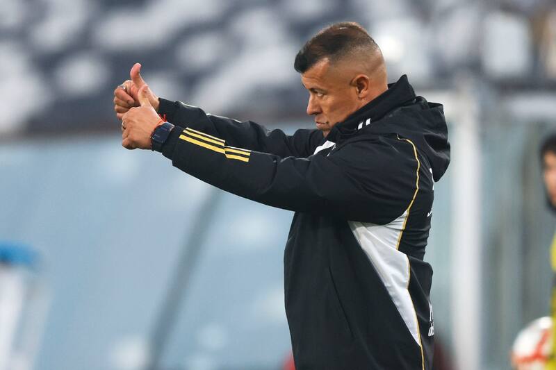 y las tres opciones que tiene para los minutos Sub-21 en Colo Colo. Foto: Aton
