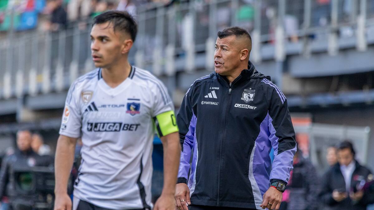 Jorge Almirón a detalles de llevarse a figura de Colo Colo en 2025: negociaciones en su etapa final