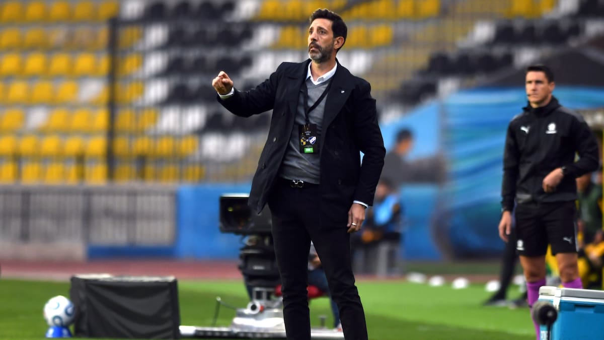 VIDEO | ¿Sos chileno? Insólita respuesta del DT de Nacional al ser tratado de mezquino tras duelo ante Coquimbo Unido