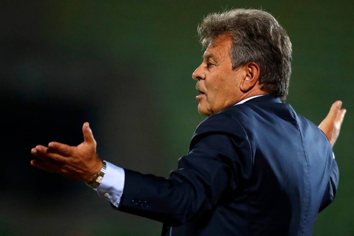 El histórico técnico analizó el presente del fútbol chileno.
Andres Pina/Photosport