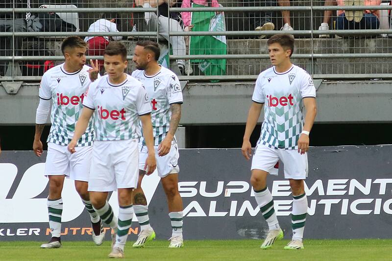 Jorge Gatica fue uno de los héroes caturros en el Germán Becker al anotar dos goles.
