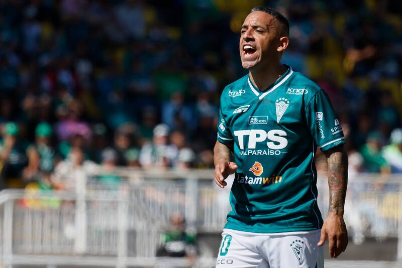 jugador de Santiago Wanderers. Foto: Aton.