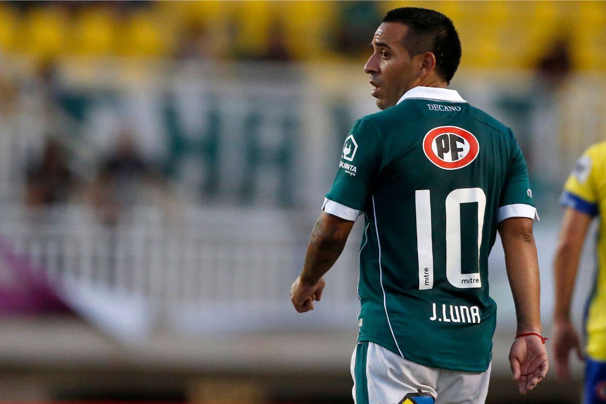 Jorge Luna tuvo un paso por Santiago Wanderers que enamoró a los hinchas entre 2014 y 2015. Foto: Agencia Aton.