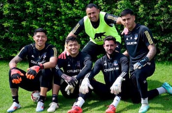 Jorge Martínez pone urgencia en fichar un portero para Colo Colo y aprueba dos posibles nombres: “Están preparados”