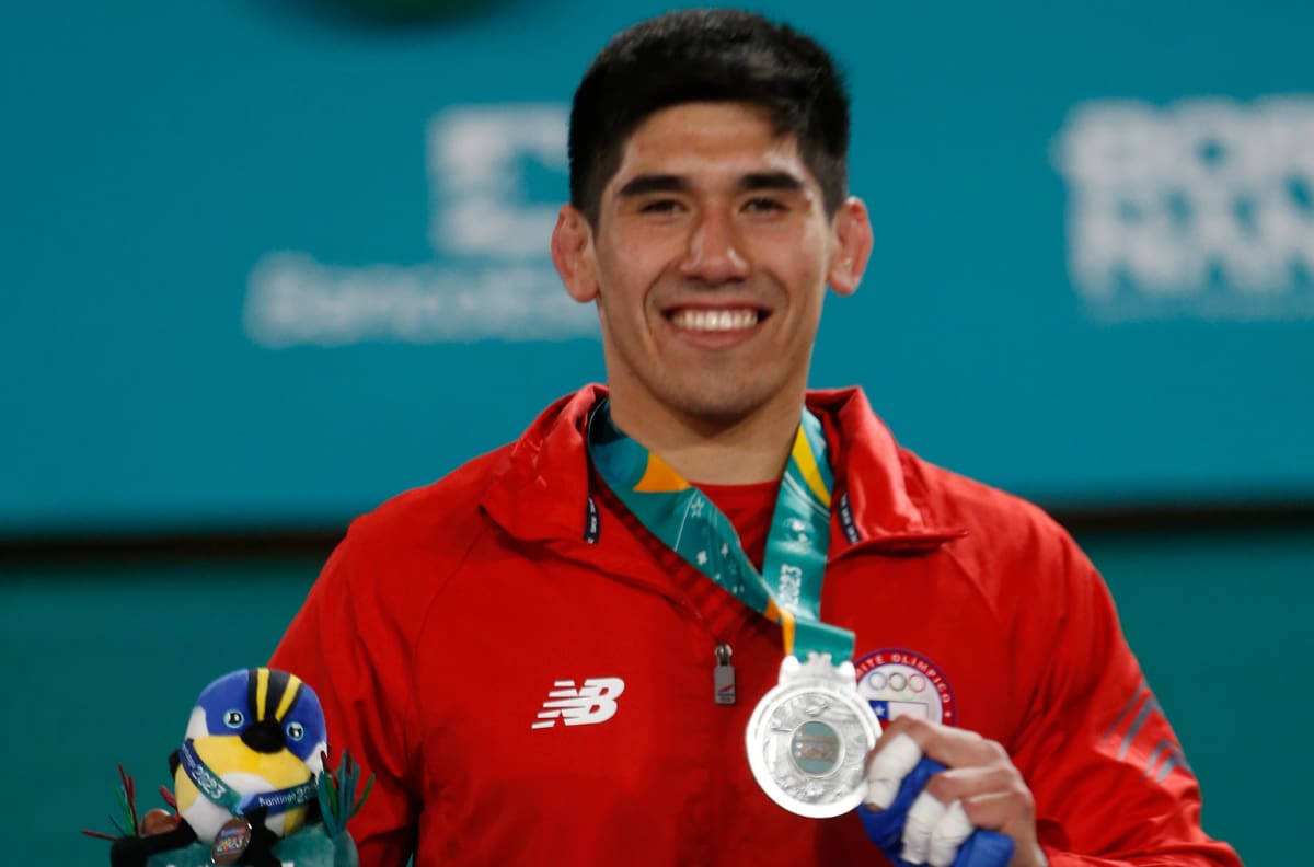 Medallista de Santiago 2023 acusa que su federación le quitó financiamiento