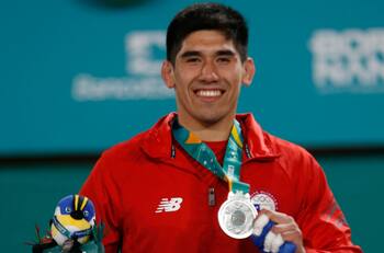 Medallista de Santiago 2023 acusa que su federación le quitó financiamiento