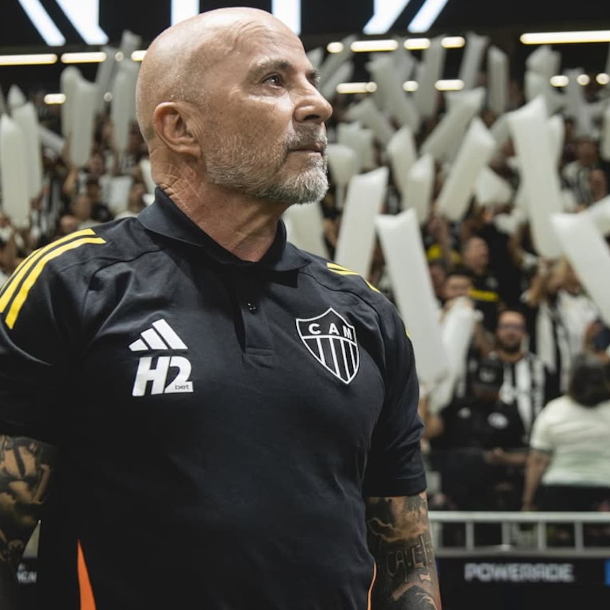 Jorge Sampaoli está cerca de volver a Chile: “Dijo que sí, me dio la libertad para nombrarlo”