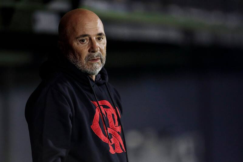 Sampaoli se olvidó de Vidal y Pulgar y Flamengo fue humillado en Brasil.