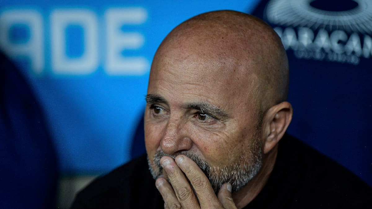 Jorge Sampaoli recibe su primer golpe en Argentina