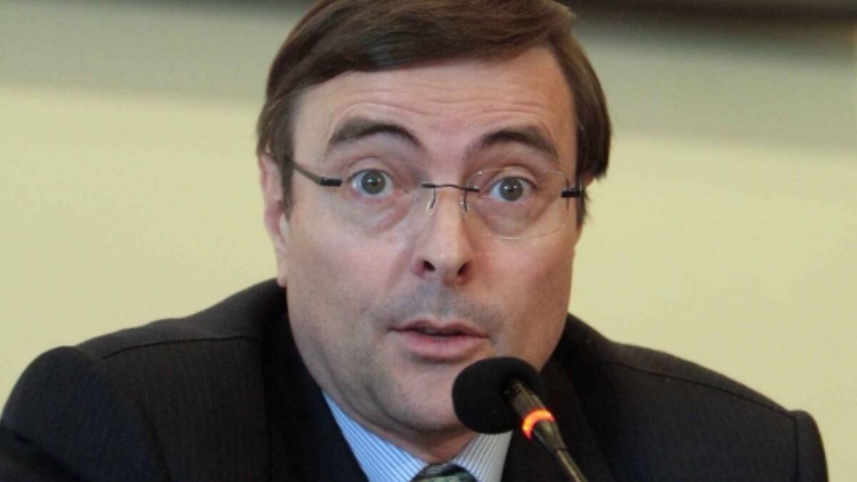 Jorge Segovia rompe el silencio y aclara supuesta postura de vender Unión Española