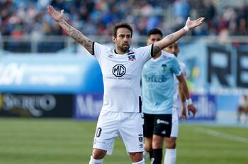 Valdivia sobre ex joya de Colo Colo: “No aguantó la presión de entrenar con nosotros”