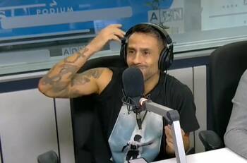 VIDEO | El momento “Fernando Paulsen” de Jorge Valdivia: le hizo pregunta de casi dos minutos a Ariel Holan