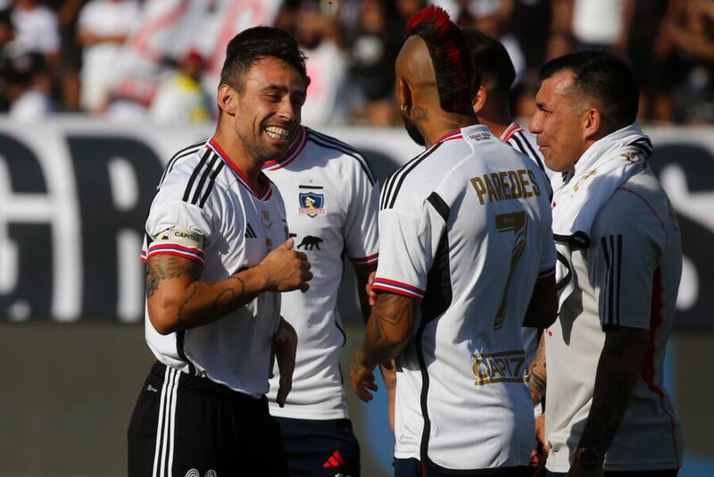 habló de la posible llegada de Arturo Vidal a Colo Colo (Foto: Photosport)