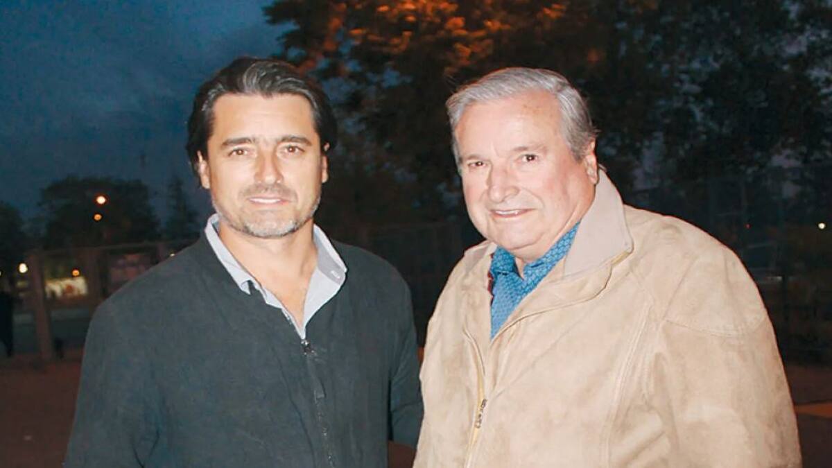 son padre e hijo.