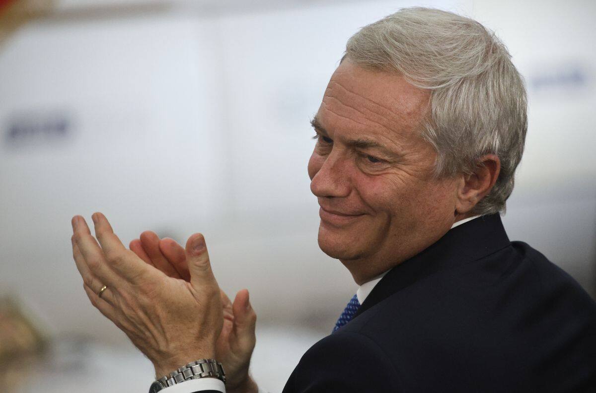 Presidente Kast se lleva al Gobierno a otro ex presidente de club del fútbol chileno