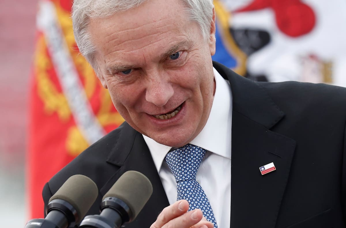 José Antonio Kast pidió más estadios propios en el fútbol chileno con indirecta a la U: “Que no sea un meme”