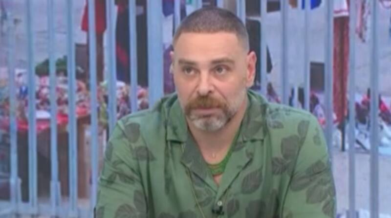 en picada contra los toldos azules en el Congreso Nacional.