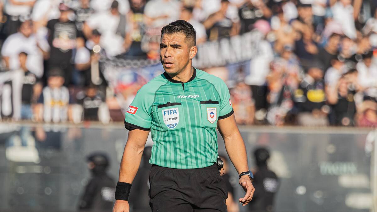 Jona y Cabero, la nefasta dupla arbitral que se equivoca hasta con la cámara lenta