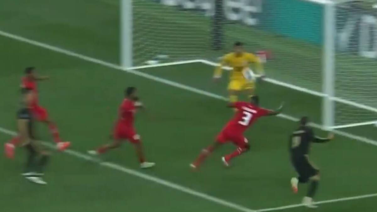 VIDEO | La insólita mano que le dio el título de la Concacaf Nations League a México en el minuto 90