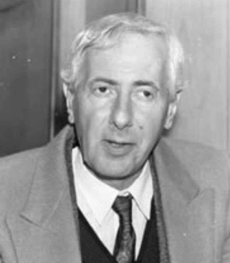 José de Zer fue un importante periodista argentino interesado por las historias paranormales.