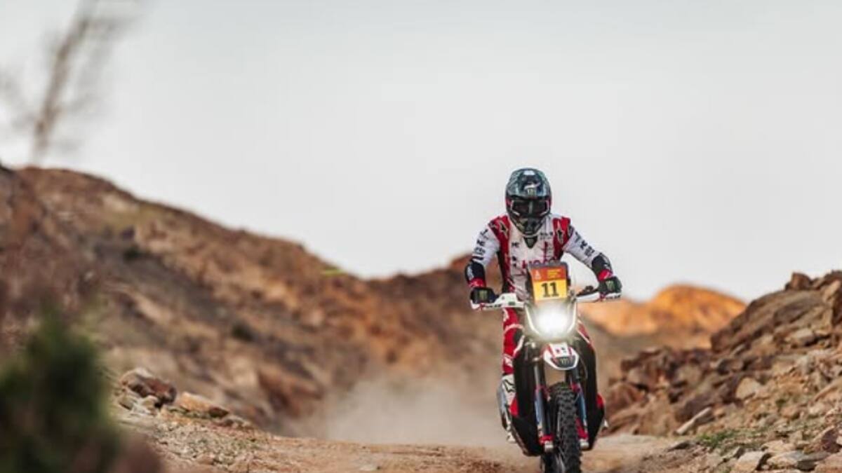 Nacho Cornejo, el mejor chileno en motos de la Etapa 2 del Rally Dakar