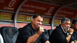 Tras su triste paso por Unión Española: José Luis Sierra volvería a dirigir en este equipo