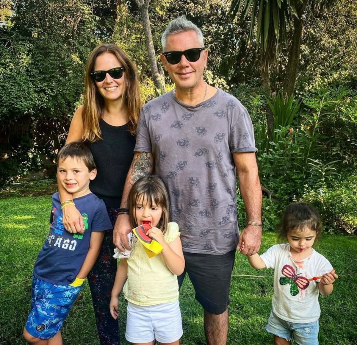 El comunicador junto a su familia / Instagram