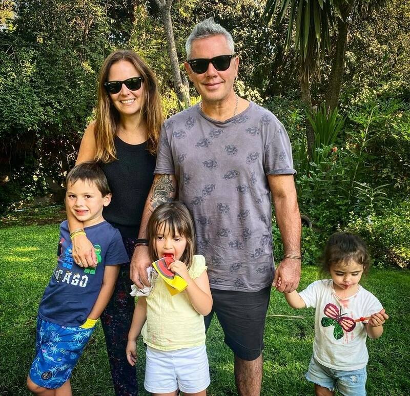El comunicador junto a su familia / Instagram