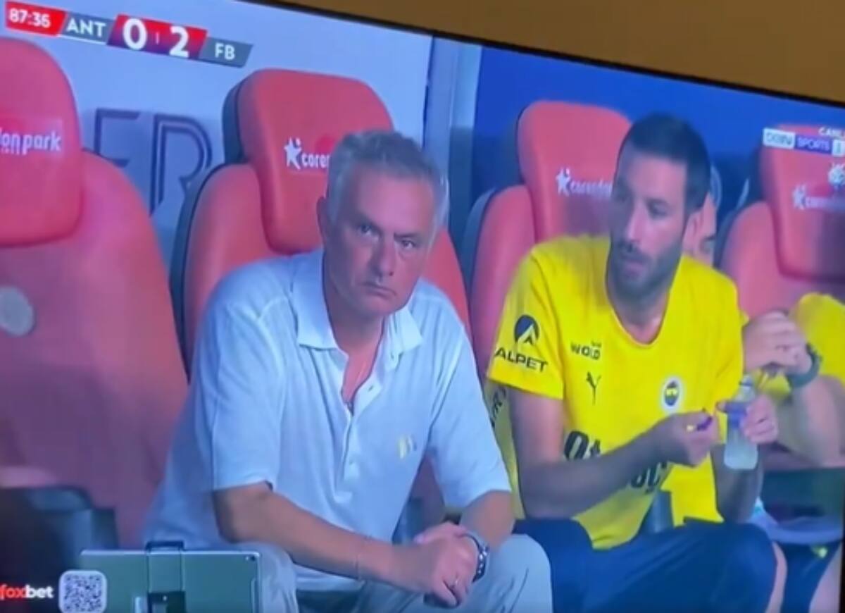 y otra reacción para los libros del fútbol.
