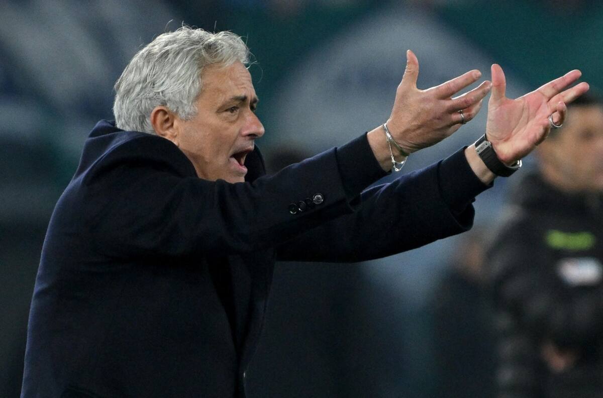 Mourinho fue despedido de la Roma y podría ser reemplazado por una leyenda
