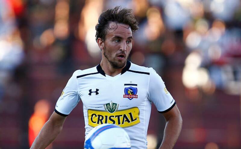 El Chapa con la camiseta de Colo Colo.