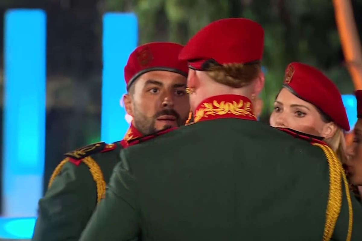protagonizan tensa discusión.