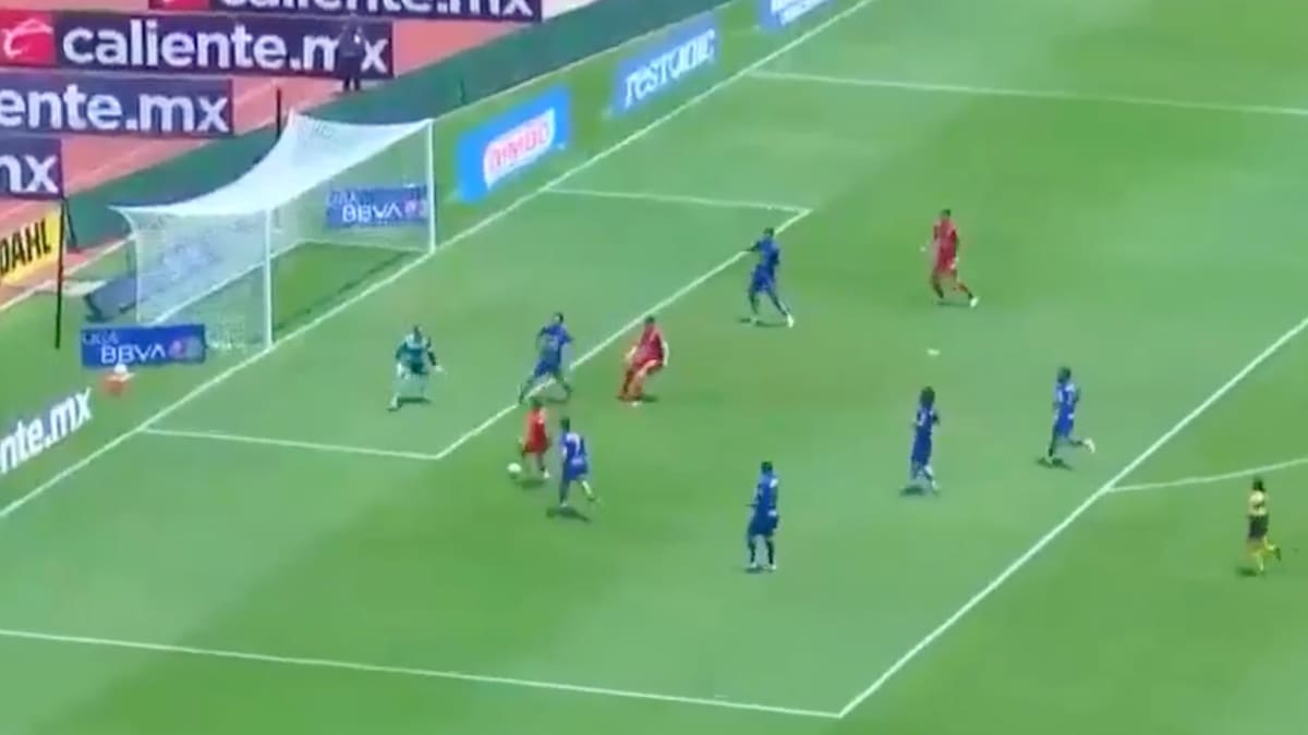 VIDEO | El mejor chileno en México: Josué Ovalle sigue intratable y se luce con otro golazo para Mazatlán