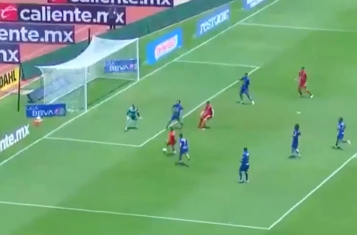 VIDEO | El mejor chileno en México: Josué Ovalle sigue intratable y se luce con otro golazo para Mazatlán