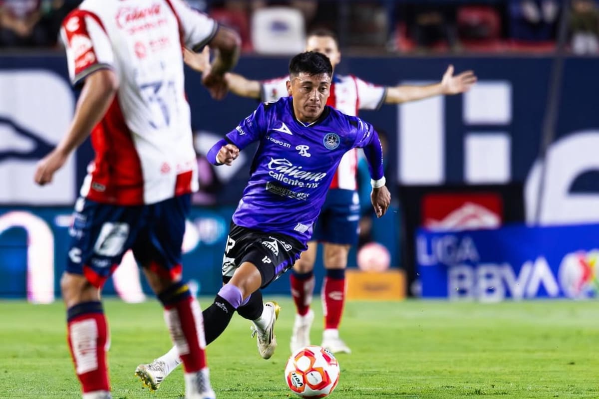 Delantero del Mazatlán de México. Foto: Instagram Josué Ovalle.