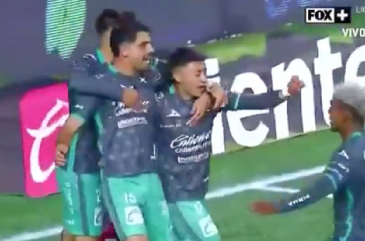VIDEO | Su sueño es volver a Colo Colo: el chileno Josué Ovalle sorprende y anota su primer gol en México