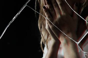 Un actuar terrorífico: Chileno es acusado de violar a estudiante ecuatoriana en gira de estudios