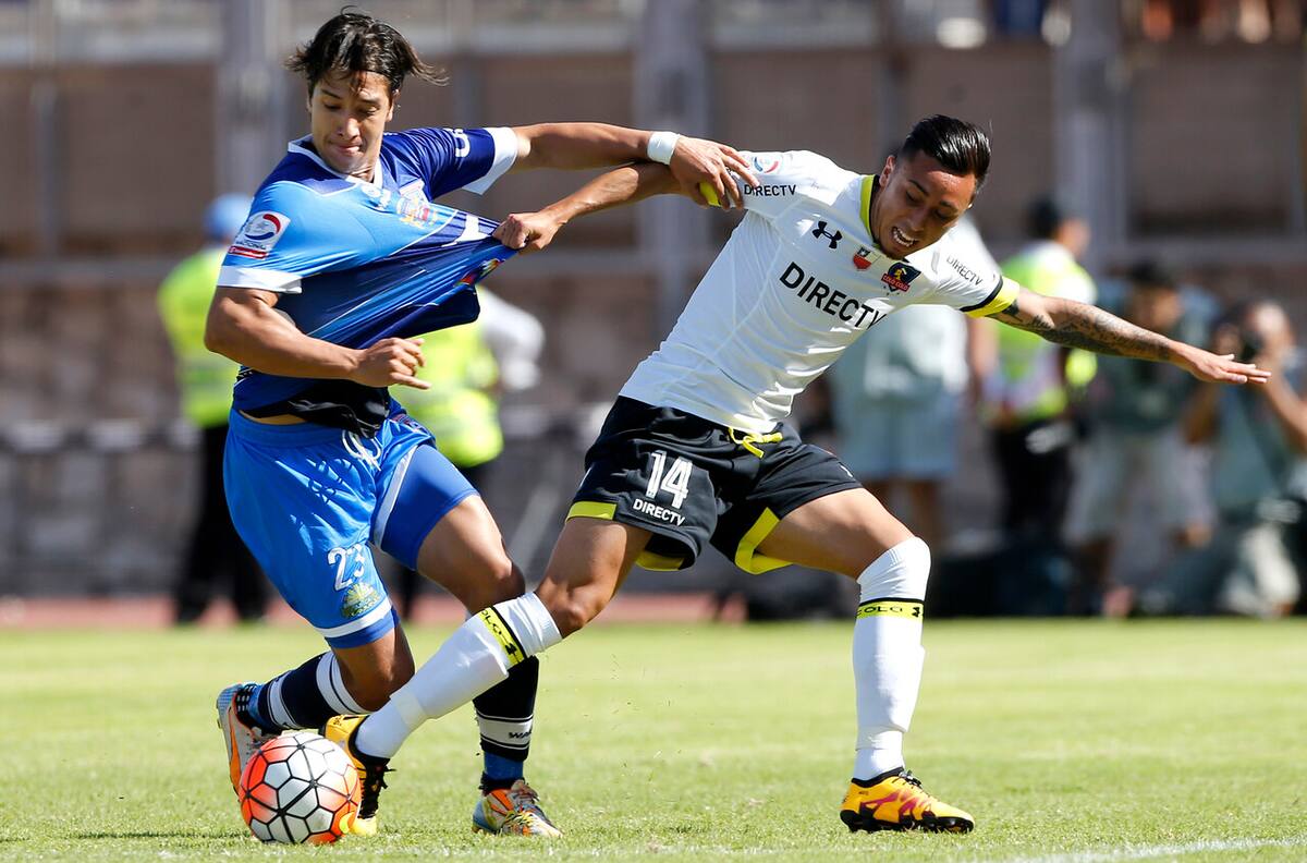 “Fui hue... por no irme a la mala”: El traspaso a España que pudo cambiar la carrera de un futbolista chileno