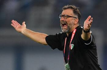 Juan Antonio Pizzi cerró de la peor forma su ciclo mundialista en Kuwait: no le ganó a nadie