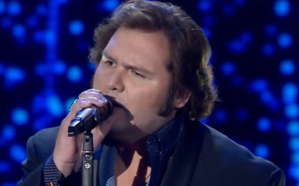 Es el imitador de Engelbert Humperdinck en Mi Nombre Es.
