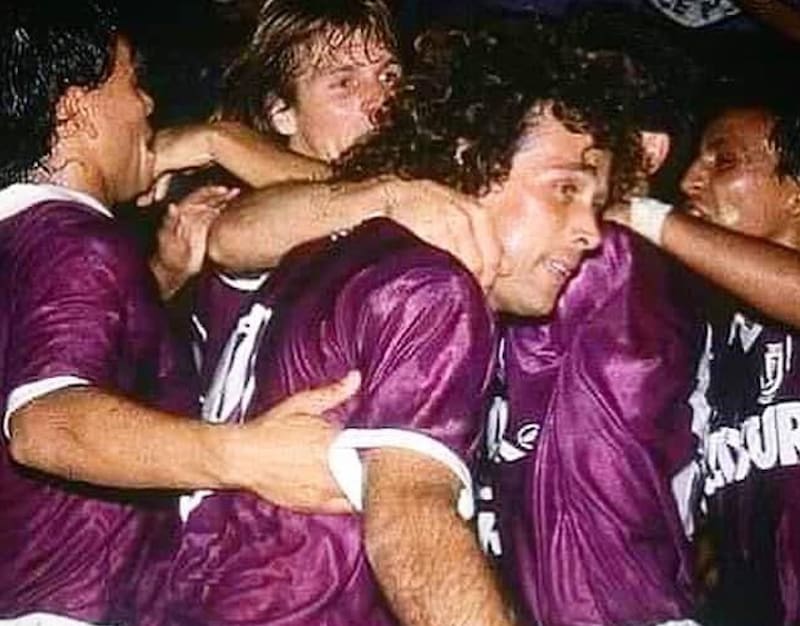 El argentino anotó 51 goles con la camiseta del equipo penquista durante los dos períodos en que defendió al club.