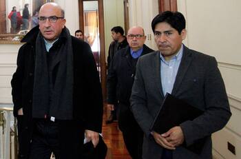 Tras 8 días prófugo: Alcalde Reinao se entregó en la cárcel de Traiguén