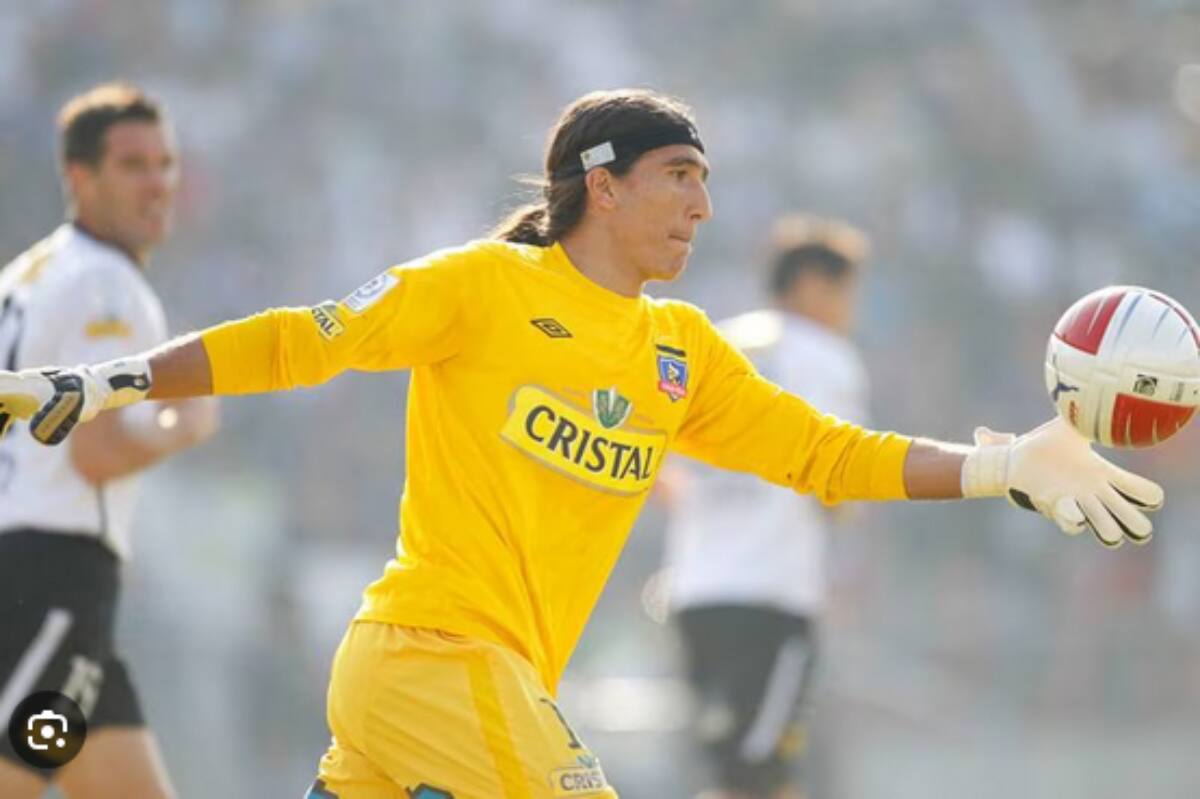 El ex arquero uruguayo defendió a Colo Colo en 2011, fue campeón de la Copa América en aquel año y también participó del Mundial de Sudáfrica 2010 con la Celeste.