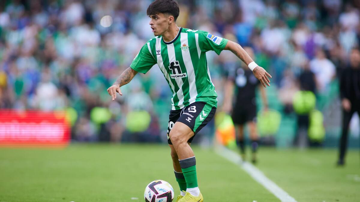 Juan Cruz podría salir del Betis.