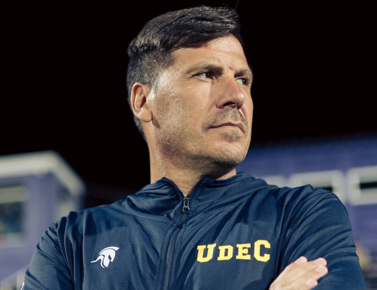 El trasandino debutó ayer dirigiendo a la UdeC en la Serie Río del Plata, con triunfo por penales, sobre Central Español. Foto: @instagram @serierdelp