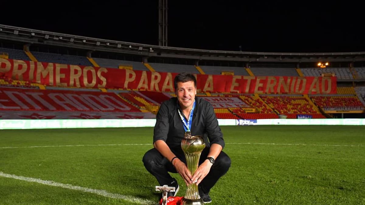 “Chile es una liga ordenada... uno siempre apunta a dirigir en un equipo grande”